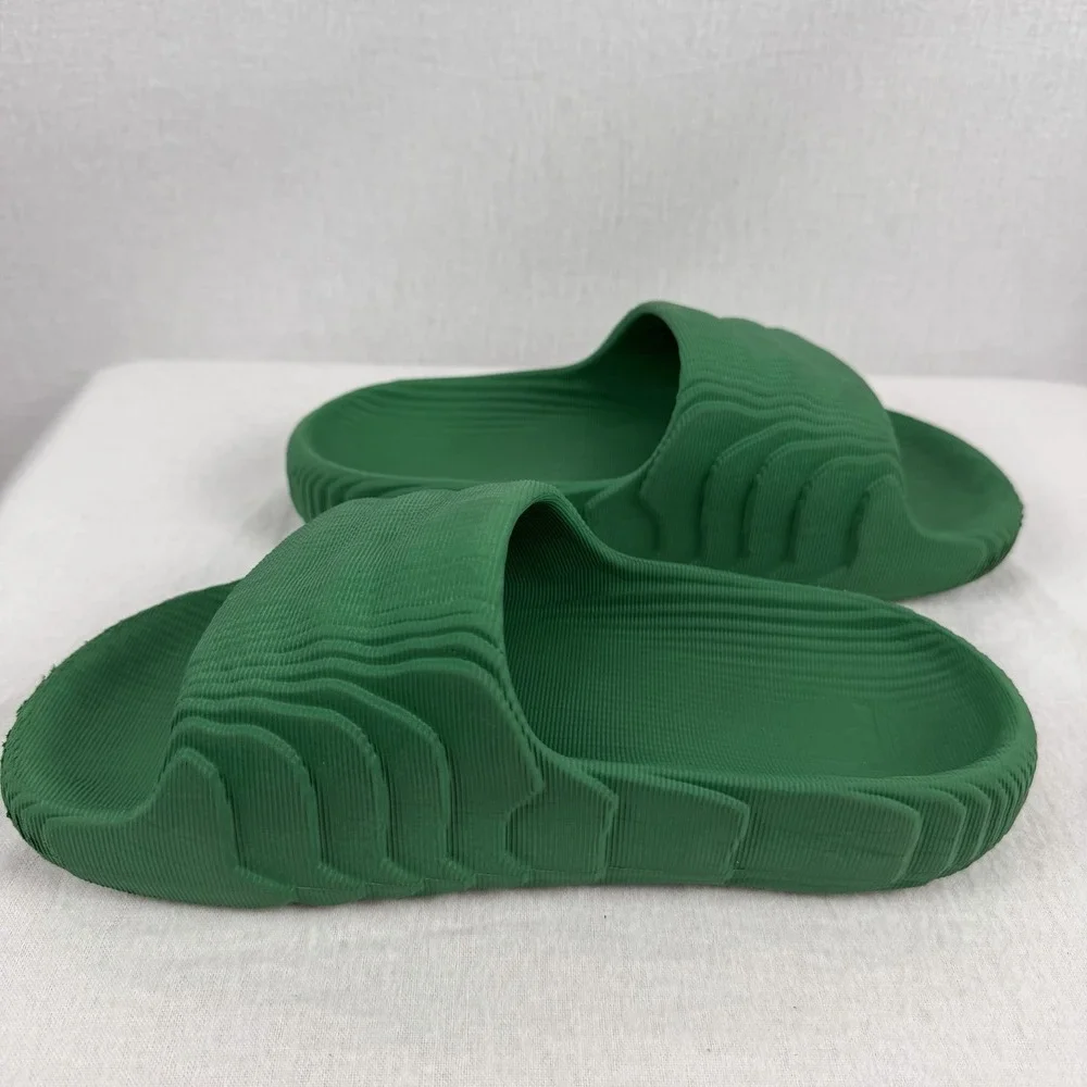 Adidas Adilette 22 Slides Mens Boys Sz 6 US Green Sandals Blokecore Cyber Street